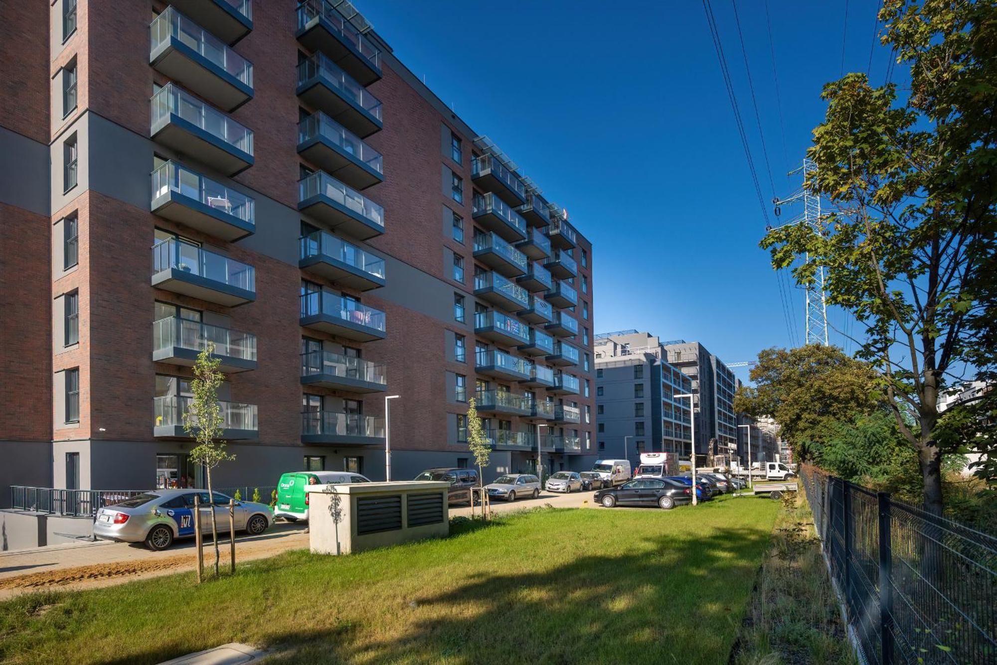 Apartamento 1-bedroom With Parking & Balcony By Renters *