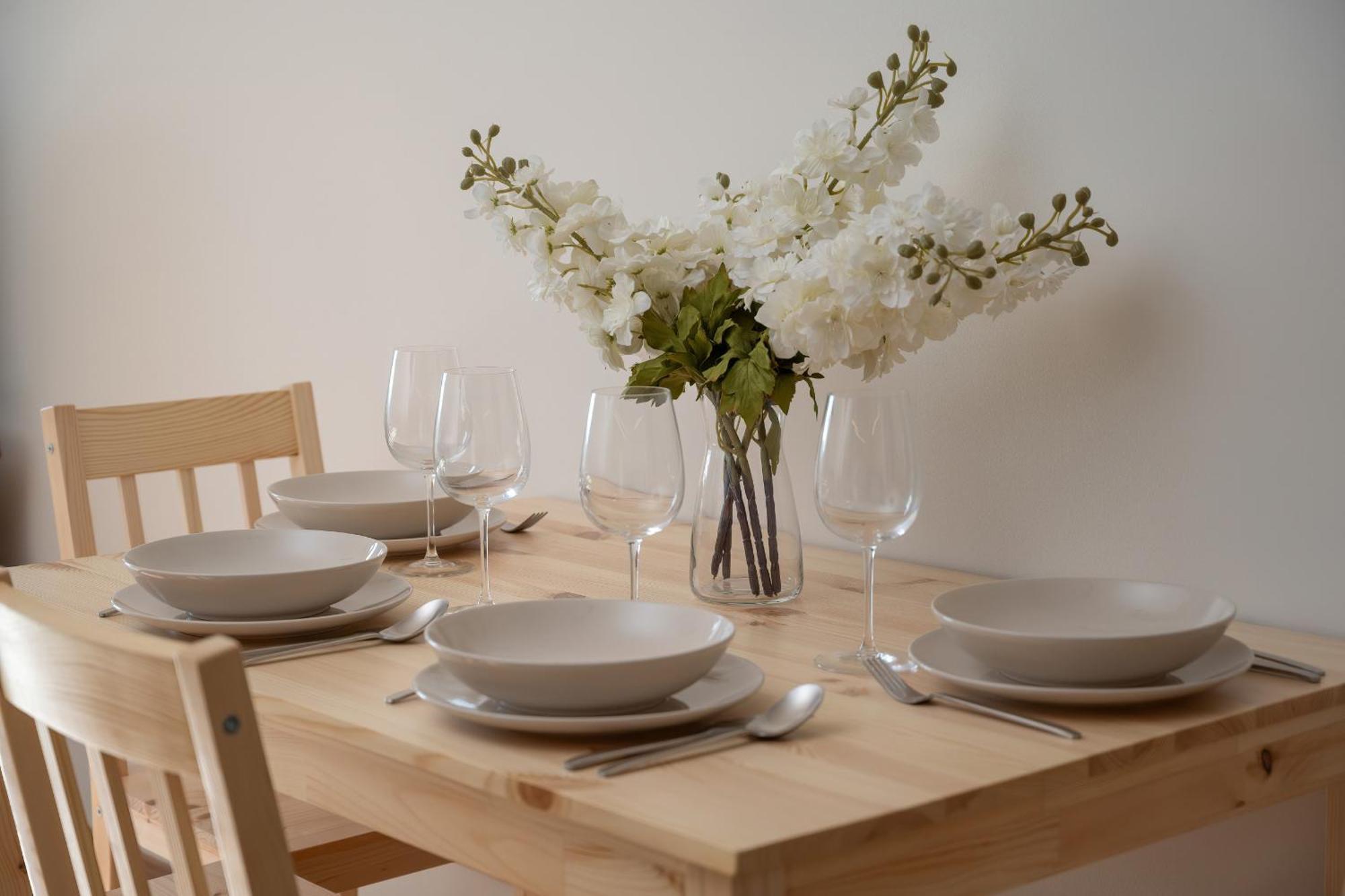 Apartamento 1-bedroom With Parking & Balcony By Renters